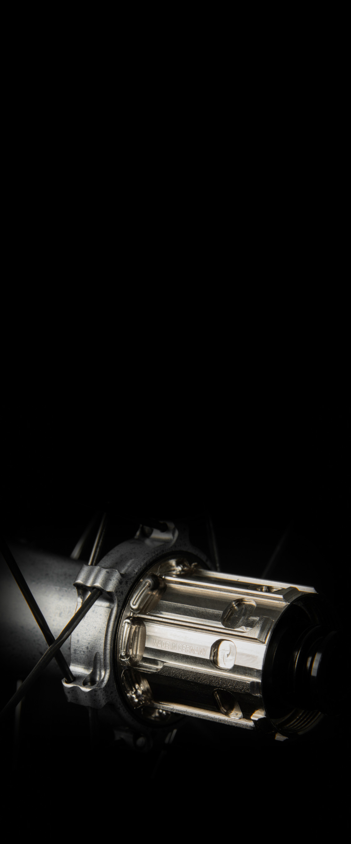 mo-light-bicycle-the-qvist-mono-hub-gray-crafted-under-one-roof.jpeg