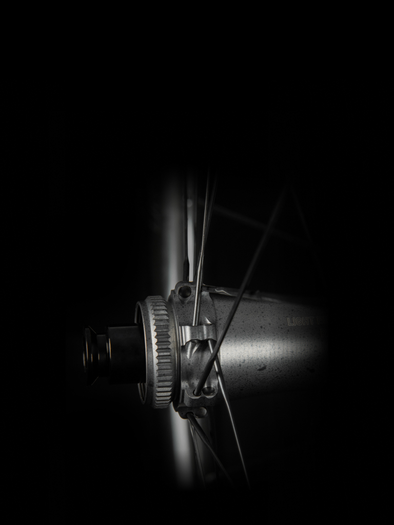 pad-s-light-bicycle-the-qvist-mono-hub-gray-every-detail-every-mile.jpeg