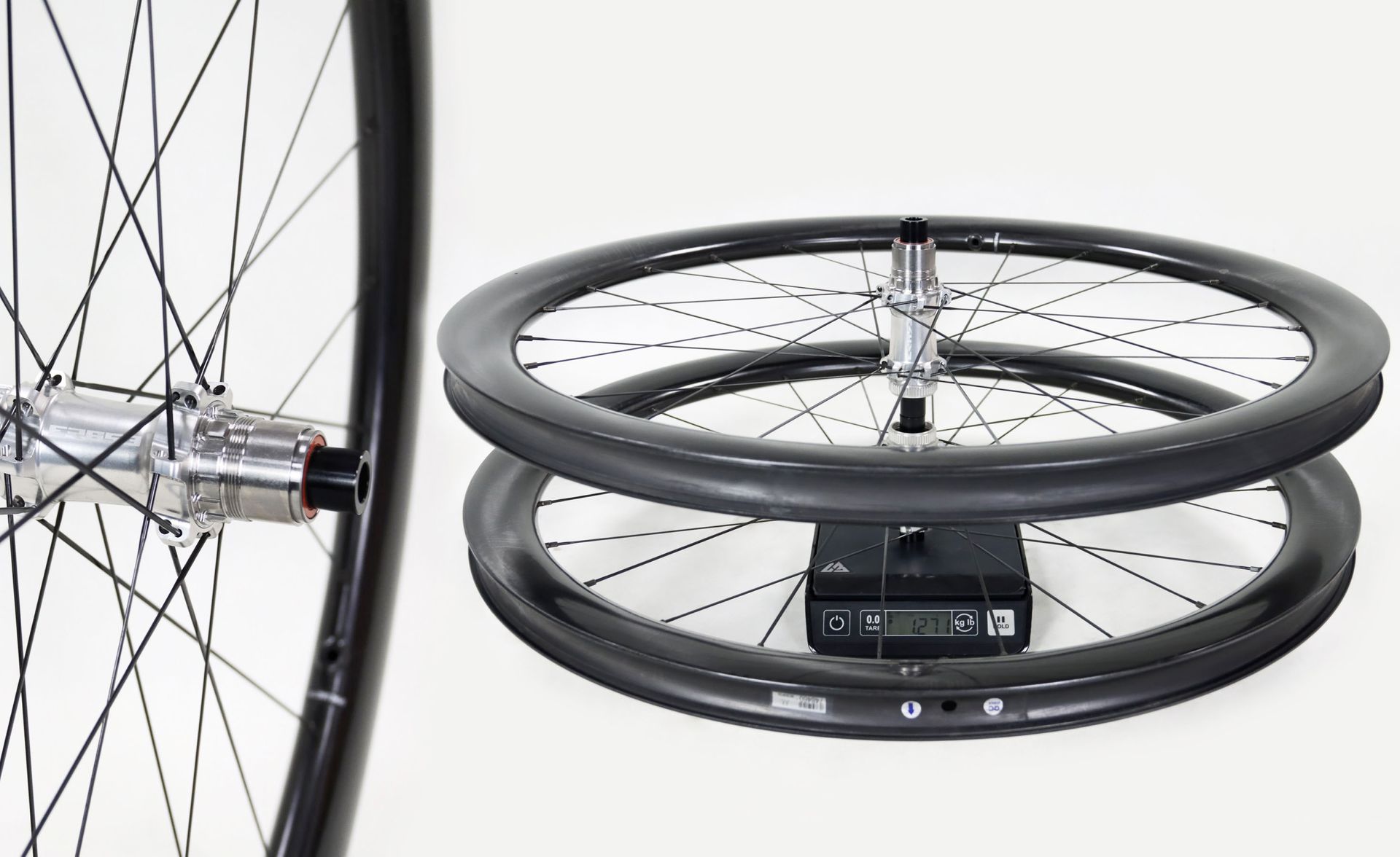 light-bicycle-airia-47-disc-custom-carbon-wheelset-laced-to-erase-hubs.jpeg