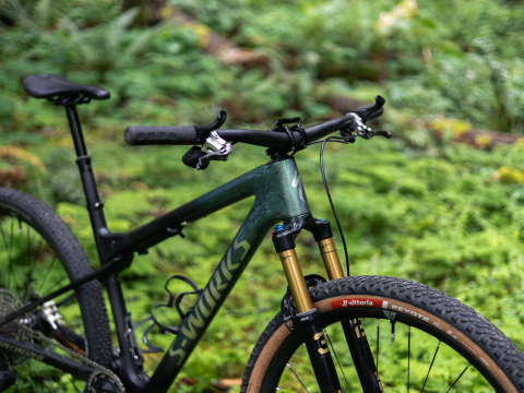 light-bicycle-rider-bike-check-2024-s-works-epic-handlebars.jpeg