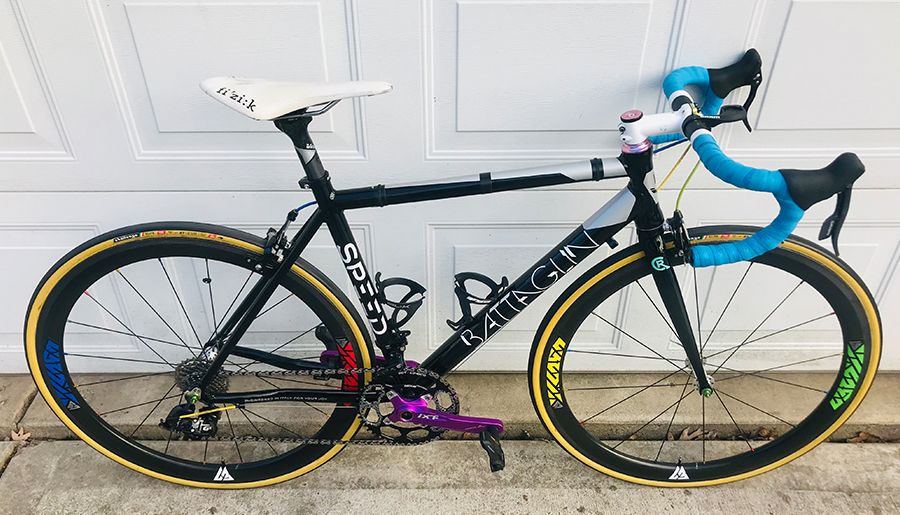 Light-Bicycle-R45T-carbon-wheels-with-custom-stickers