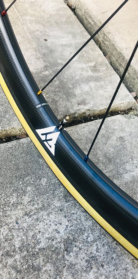R45T-3k-carbon-weave-wheel